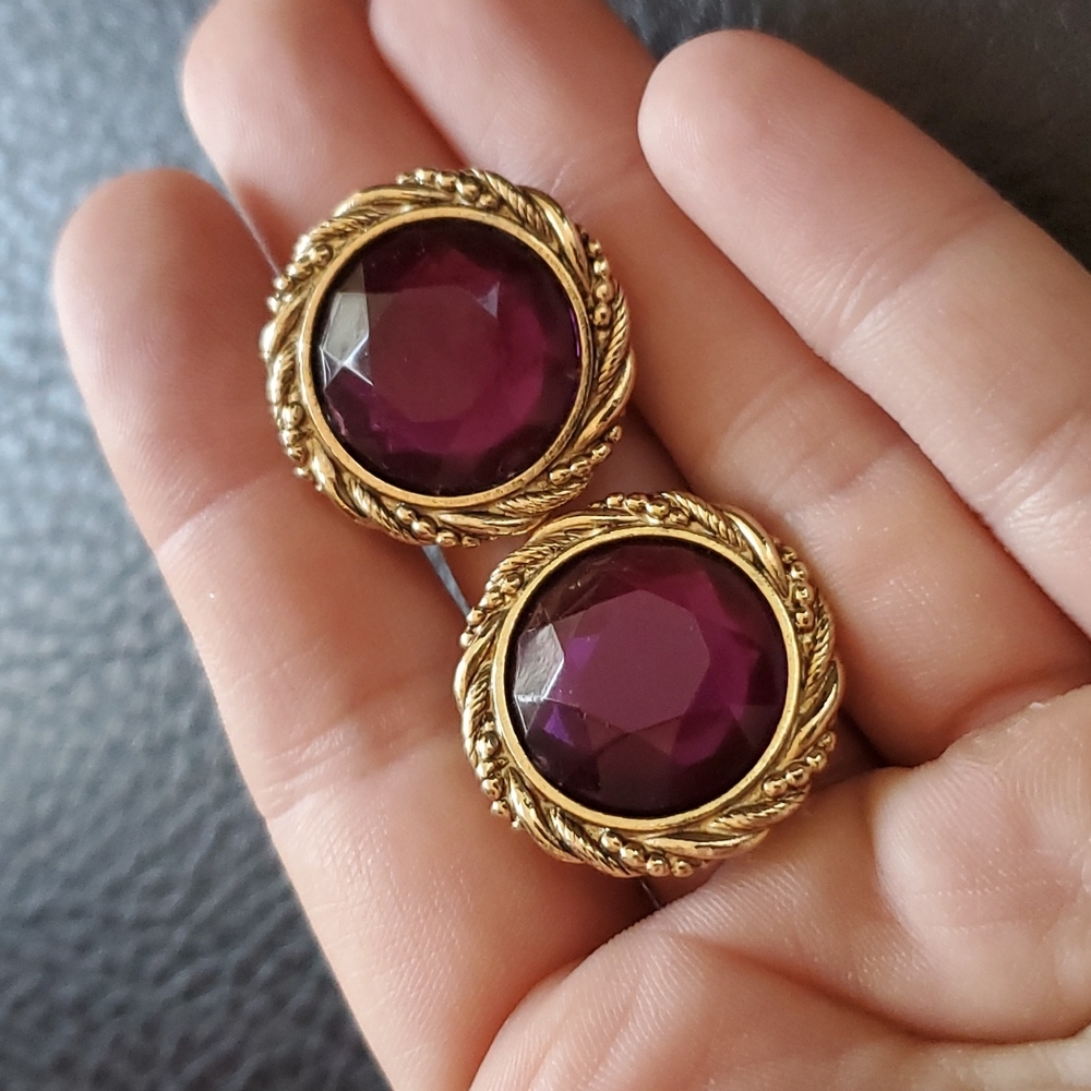 VTG Ellen Designs clip on earrings